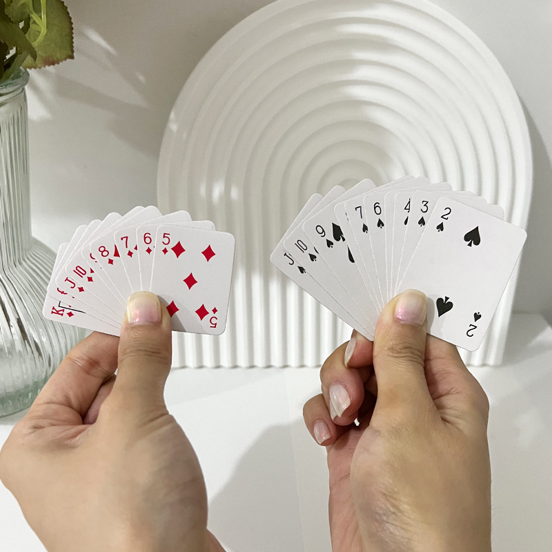 5PCS Mini Poker Playing Cards  – обзор и цена Party Games Juegos De Mesa